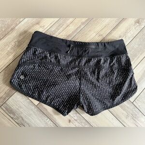 Black Lululemon Women's Shorts- size 6